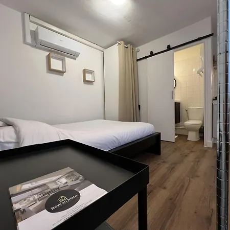 Chic With Kitchenette *